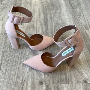 Steve Madden Suede Dusty Pink Pointed Toe Ankle Buckle Block Heels